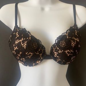 New Victoria Secret Bra